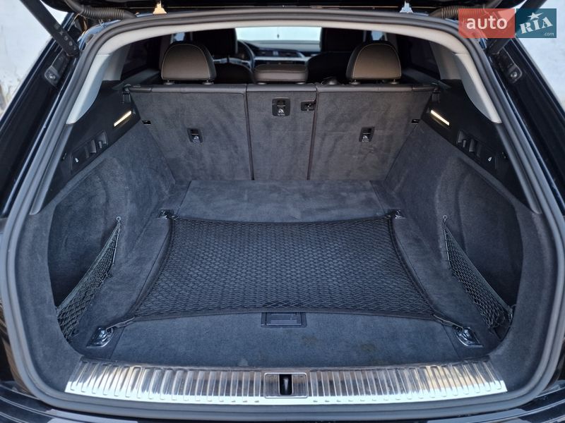 Позашляховик / Кросовер Audi e-tron 2021 в Одесі