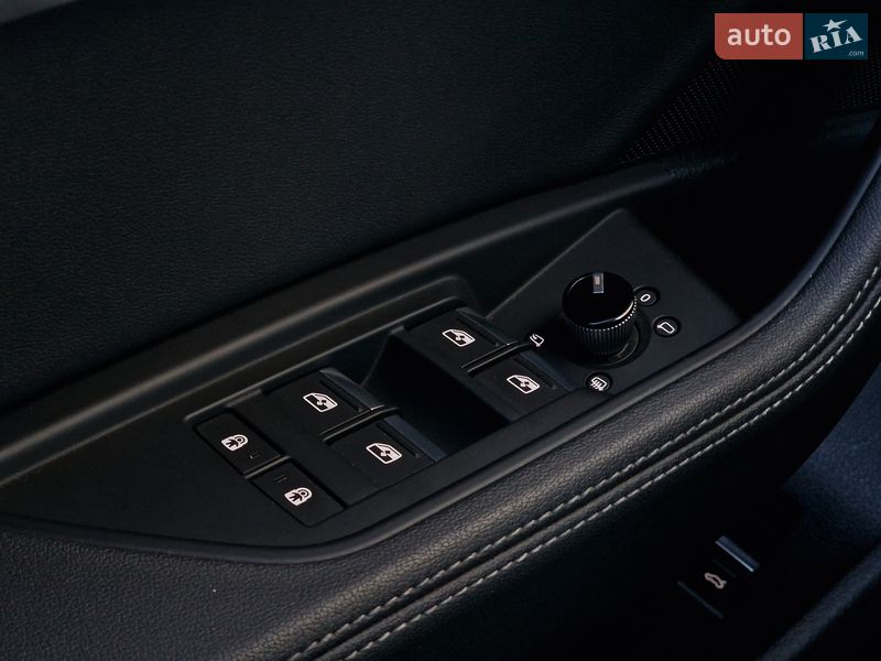 Позашляховик / Кросовер Audi e-tron 2021 в Одесі