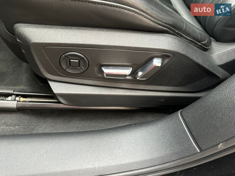 Позашляховик / Кросовер Audi e-tron 2019 в Івано-Франківську фото 25 Позашляховик / Кросовер Audi e-tron 2019 в Івано-Франківську