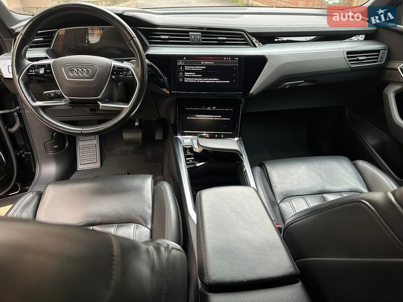 Позашляховик / Кросовер Audi e-tron 2019 в Івано-Франківську фото 32 Позашляховик / Кросовер Audi e-tron 2019 в Івано-Франківську