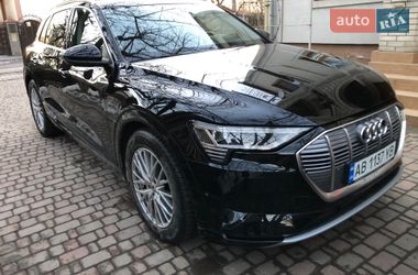 Внедорожник / Кроссовер Audi e-tron 2019 в Теплике