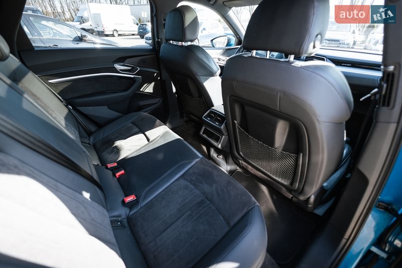 Внедорожник / Кроссовер Audi e-tron 2020 в Львове