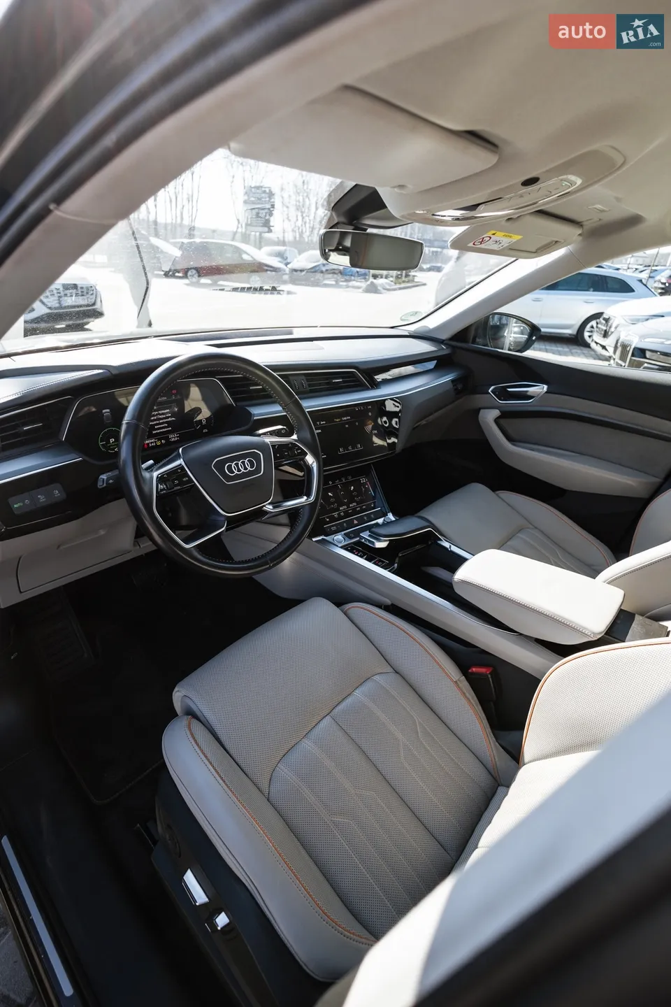 2020 Audi e-tron - мініатюра 19