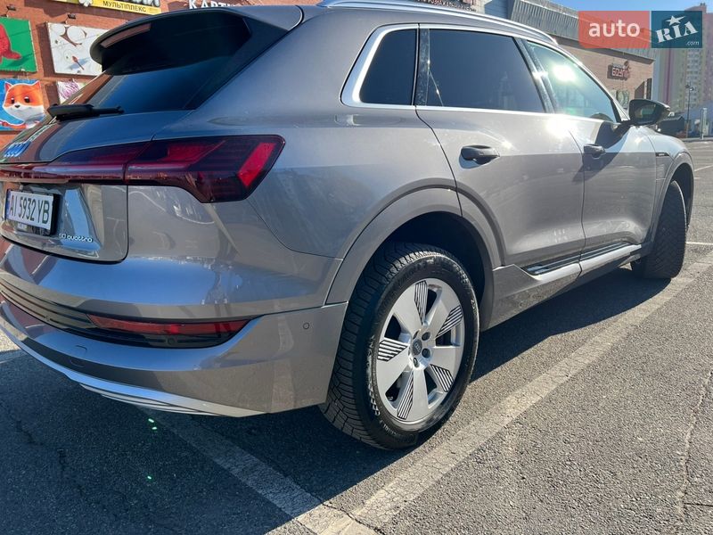 Внедорожник / Кроссовер Audi e-tron 2020 в Броварах фото 10 Внедорожник / Кроссовер Audi e-tron 2020 в Броварах