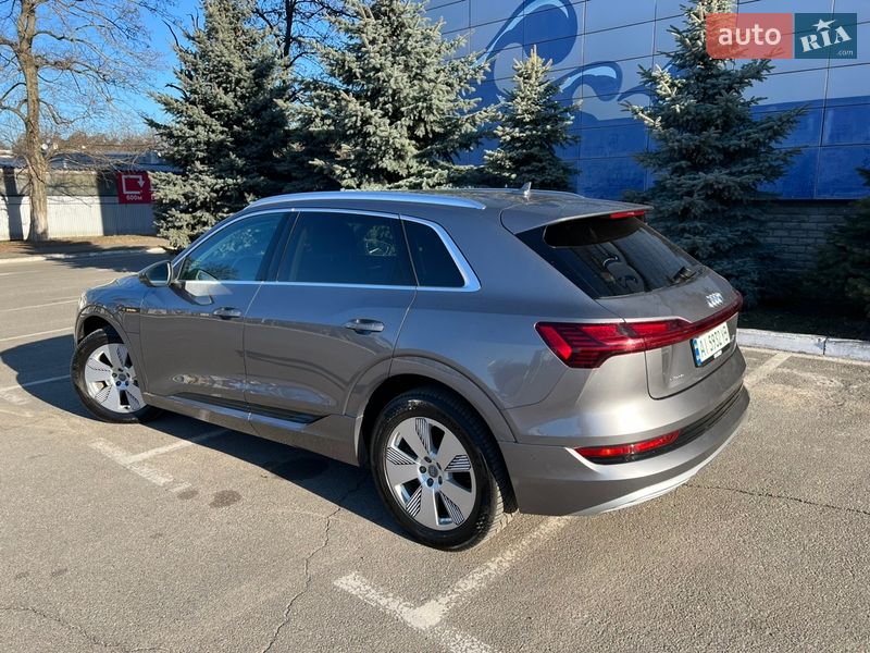 Внедорожник / Кроссовер Audi e-tron 2020 в Броварах фото 20 Внедорожник / Кроссовер Audi e-tron 2020 в Броварах