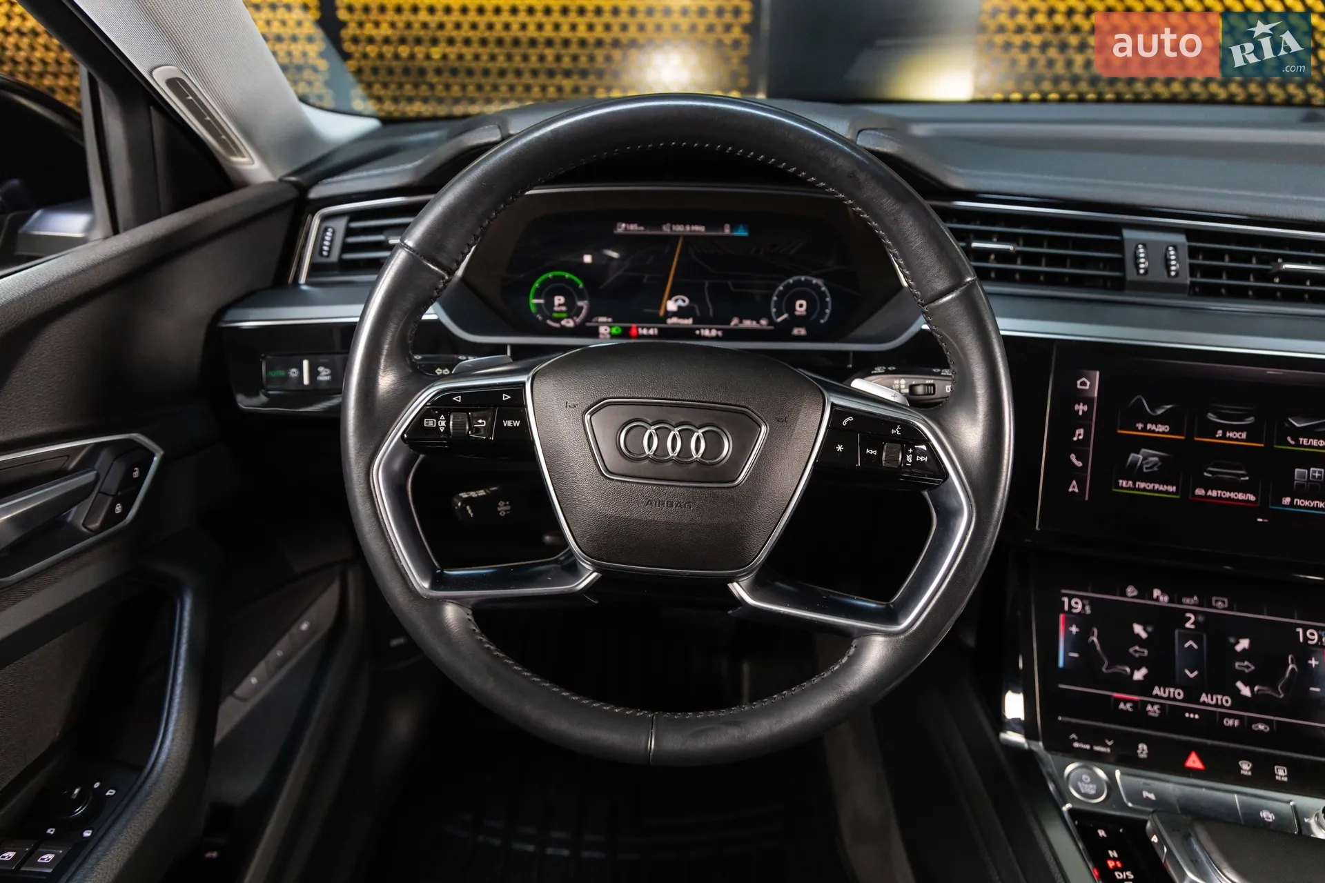 2019 Audi e-tron - мініатюра 19