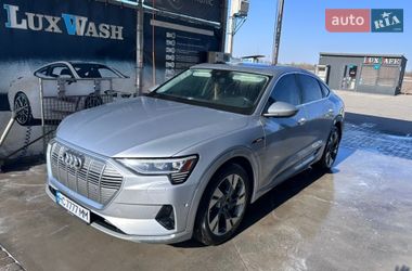 Внедорожник / Кроссовер Audi e-tron 2020 в Львове