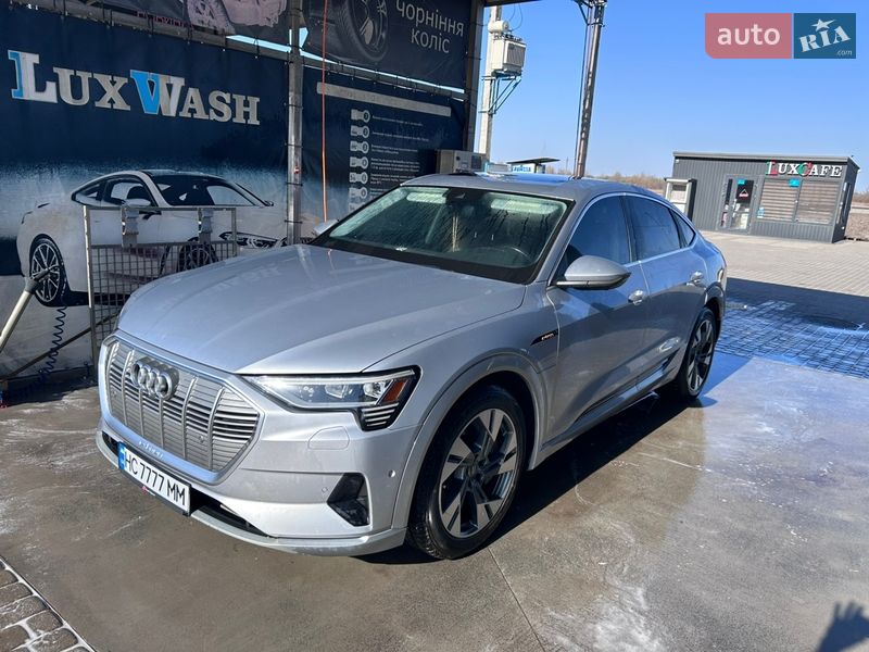 Внедорожник / Кроссовер Audi e-tron 2020 в Львове
