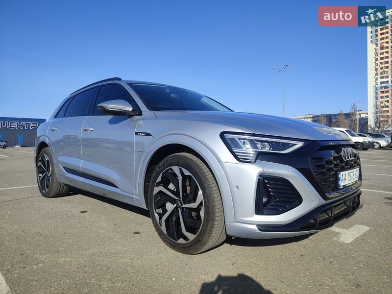 Внедорожник / Кроссовер Audi e-tron 2020 в Киеве