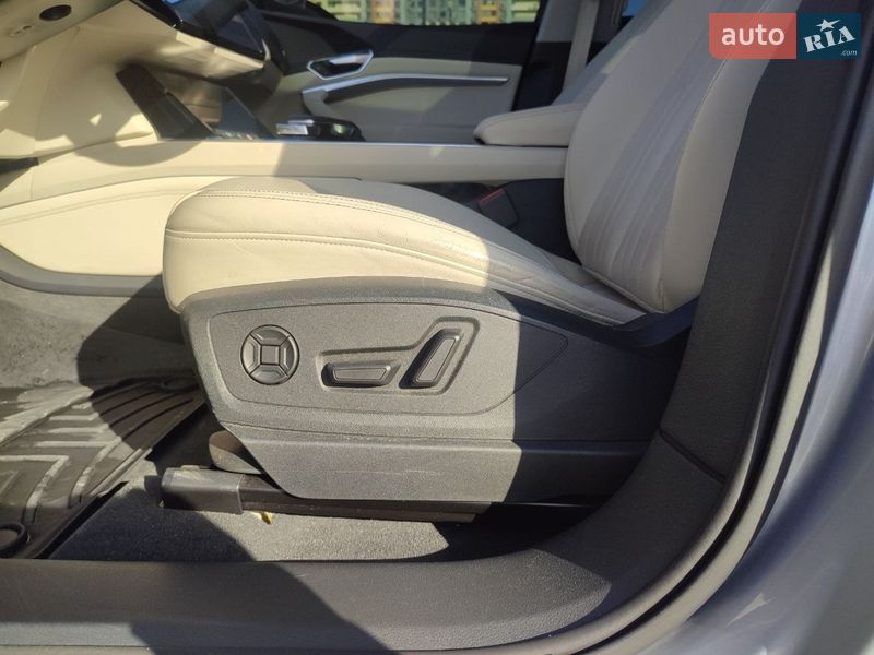 Внедорожник / Кроссовер Audi e-tron 2020 в Киеве
