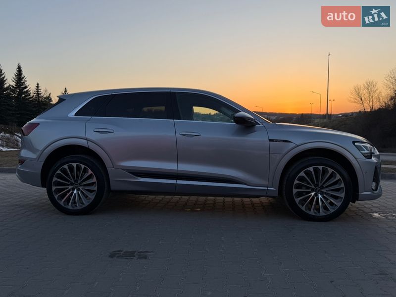 Внедорожник / Кроссовер Audi e-tron 2021 в Тернополе