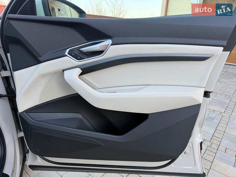 Позашляховик / Кросовер Audi e-tron 2020 в Коломиї