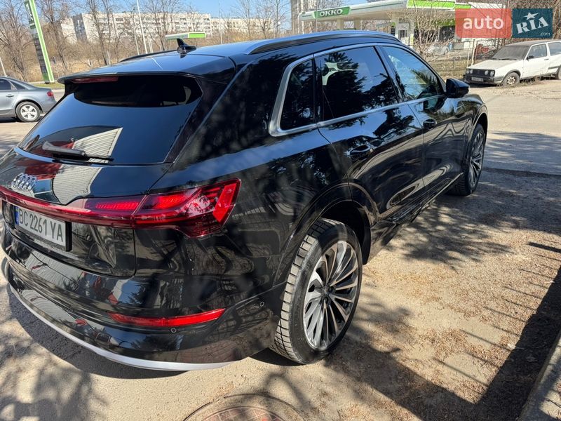 Внедорожник / Кроссовер Audi e-tron 2019 в Львове