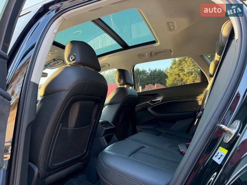 Внедорожник / Кроссовер Audi e-tron 2021 в Львове фото 37 Внедорожник / Кроссовер Audi e-tron 2021 в Львове