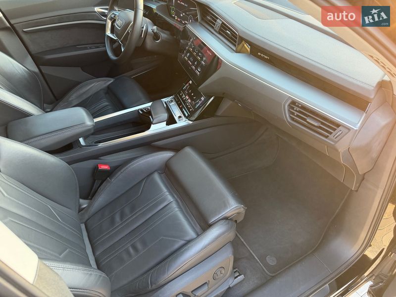 Внедорожник / Кроссовер Audi e-tron 2021 в Львове фото 44 Внедорожник / Кроссовер Audi e-tron 2021 в Львове