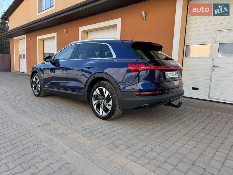Позашляховик / Кросовер Audi e-tron 2020 в Івано-Франківську