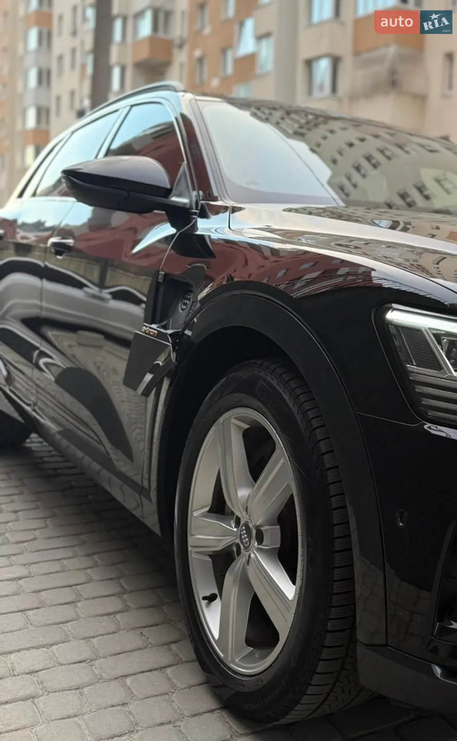 2020 Audi e-tron - мініатюра 9