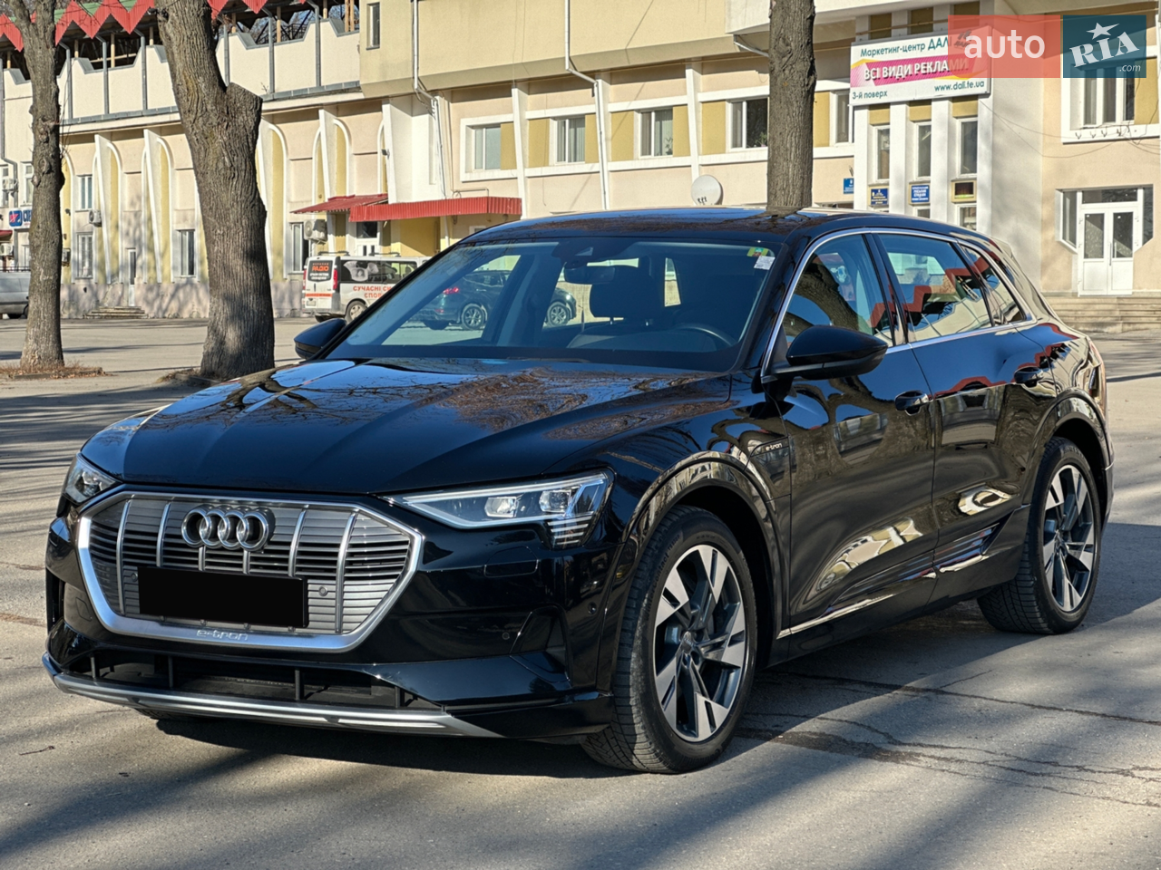 2019 Audi e-tron - мініатюра 75