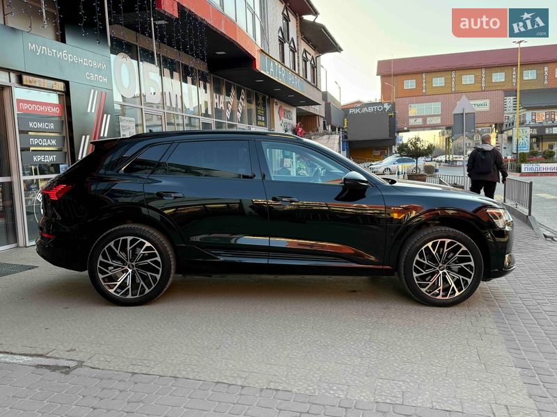 Внедорожник / Кроссовер Audi e-tron 2020 в Львове
