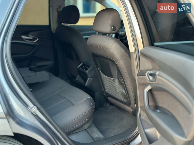 Внедорожник / Кроссовер Audi e-tron 2020 в Бродах