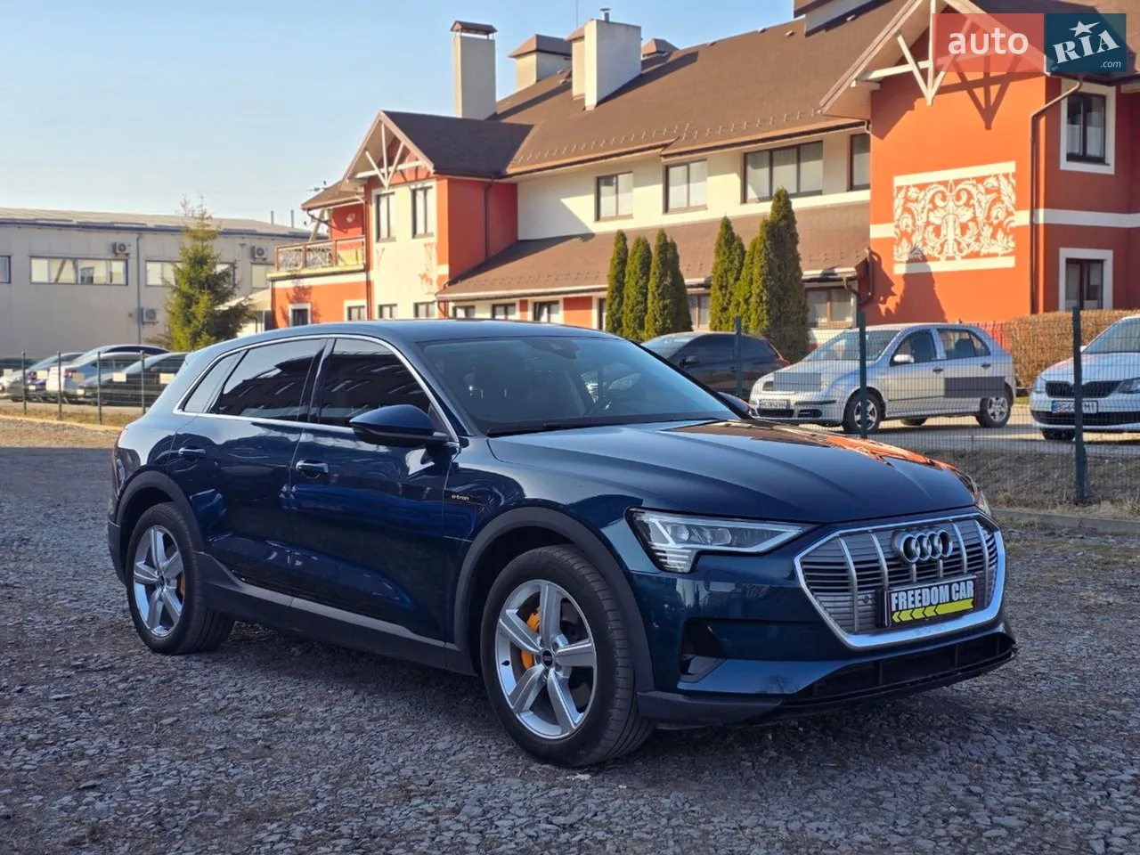 2020 Audi e-tron - мініатюра 10