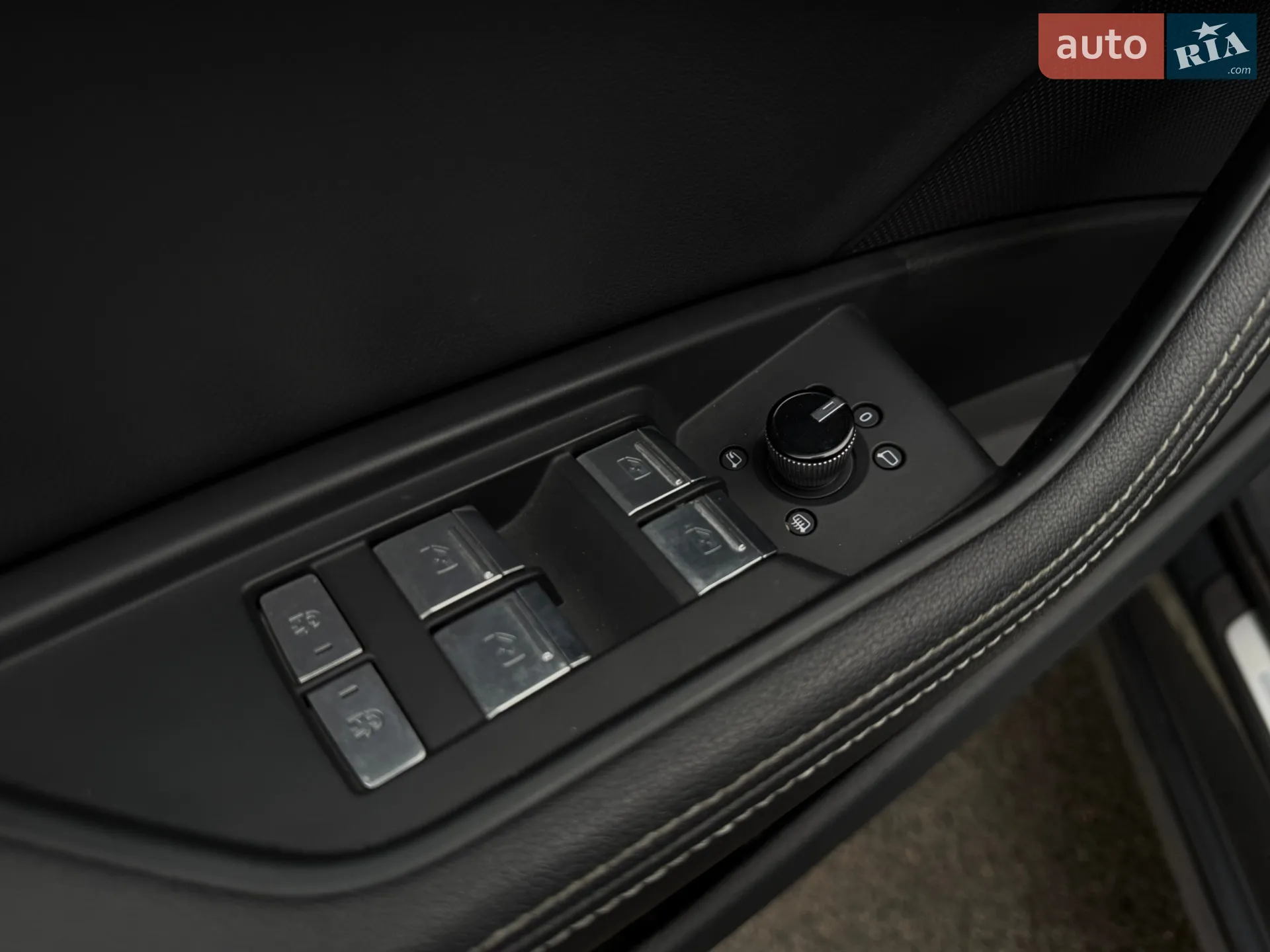 2019 Audi e-tron - мініатюра 11