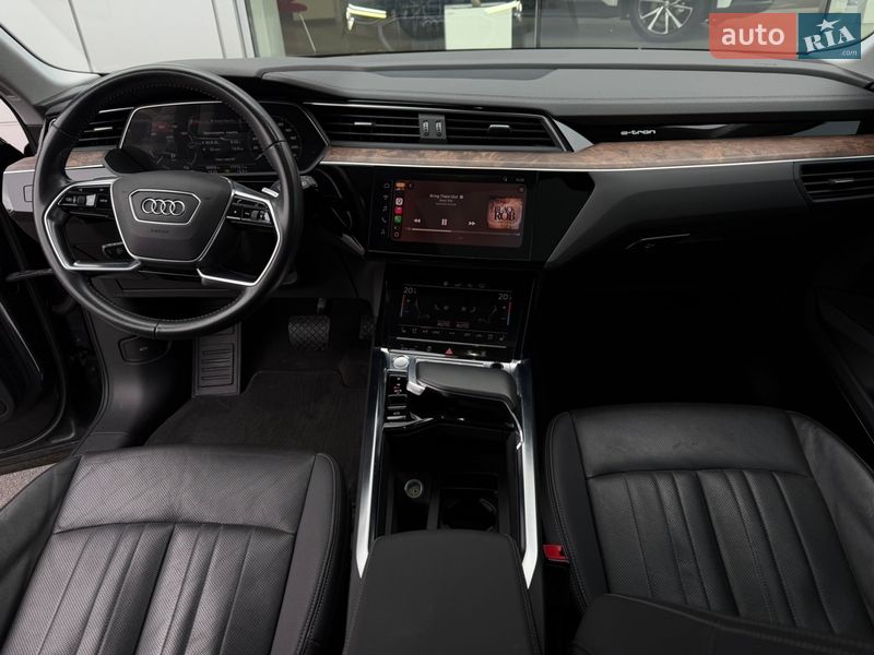 Внедорожник / Кроссовер Audi e-tron 2019 в Харькове