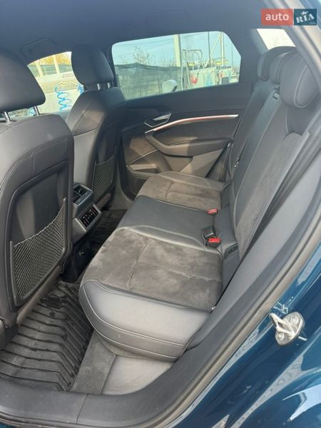 Внедорожник / Кроссовер Audi e-tron 2021 в Луцке