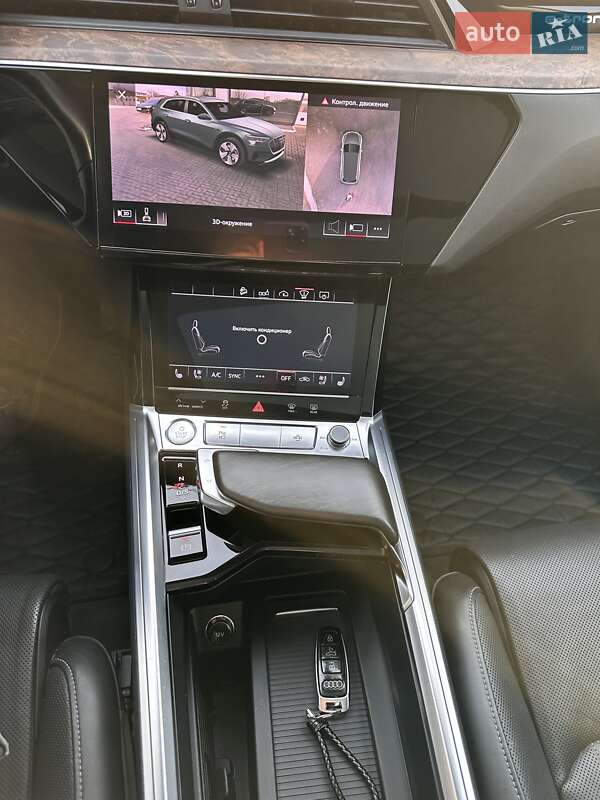 Внедорожник / Кроссовер Audi e-tron 2019 в Запорожье