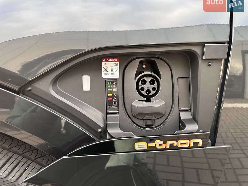 Внедорожник / Кроссовер Audi e-tron 2019 в Запорожье