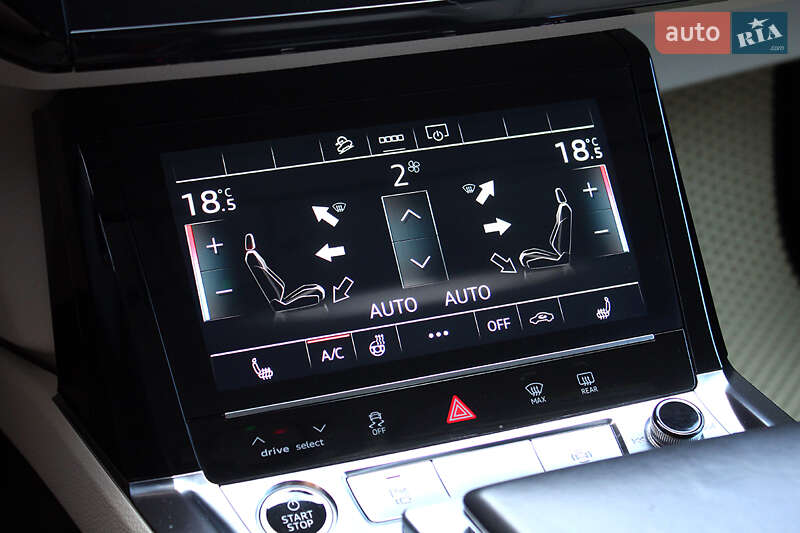 Позашляховик / Кросовер Audi e-tron 2021 в Вінниці