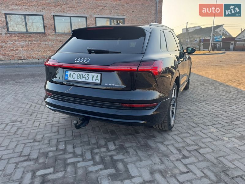 Позашляховик / Кросовер Audi e-tron 2019 в Луцьку