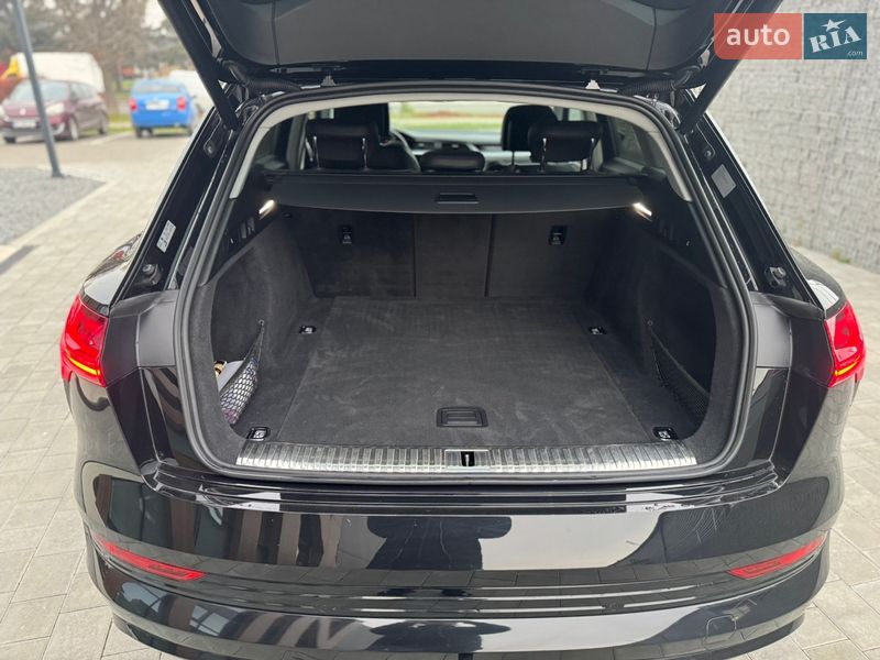 Позашляховик / Кросовер Audi e-tron 2019 в Луцьку