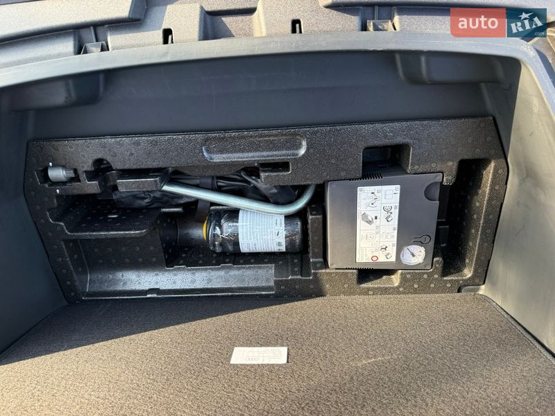 Позашляховик / Кросовер Audi e-tron 2019 в Чернівцях фото 11 Позашляховик / Кросовер Audi e-tron 2019 в Чернівцях
