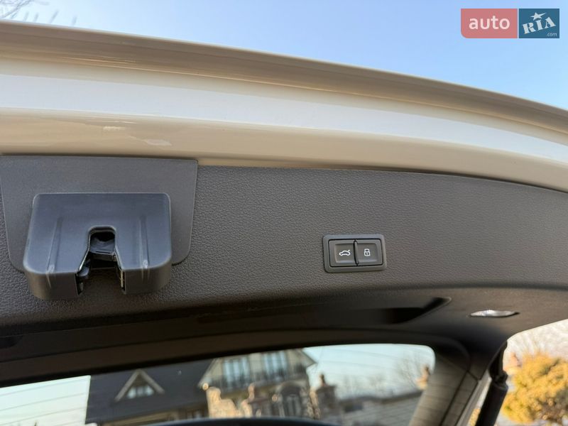 Позашляховик / Кросовер Audi e-tron 2019 в Чернівцях фото 28 Позашляховик / Кросовер Audi e-tron 2019 в Чернівцях
