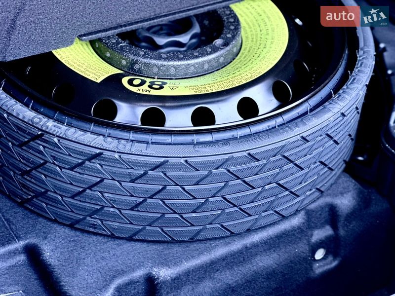 Внедорожник / Кроссовер Audi e-tron 2019 в Киеве фото 30 Внедорожник / Кроссовер Audi e-tron 2019 в Киеве