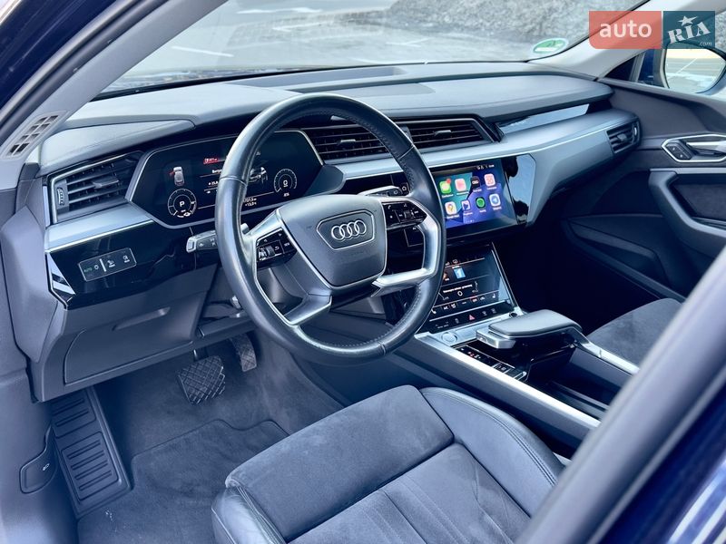 Внедорожник / Кроссовер Audi e-tron 2019 в Киеве фото 37 Внедорожник / Кроссовер Audi e-tron 2019 в Киеве