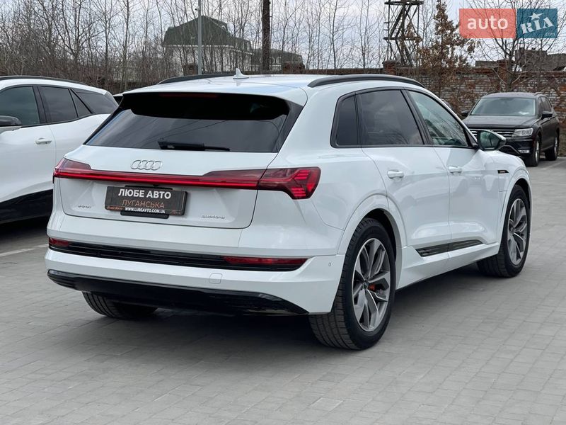 Внедорожник / Кроссовер Audi e-tron 2021 в Львове