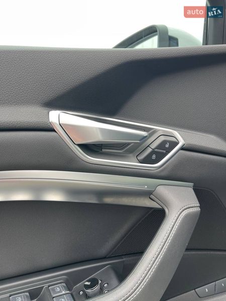 Внедорожник / Кроссовер Audi e-tron 2021 в Львове