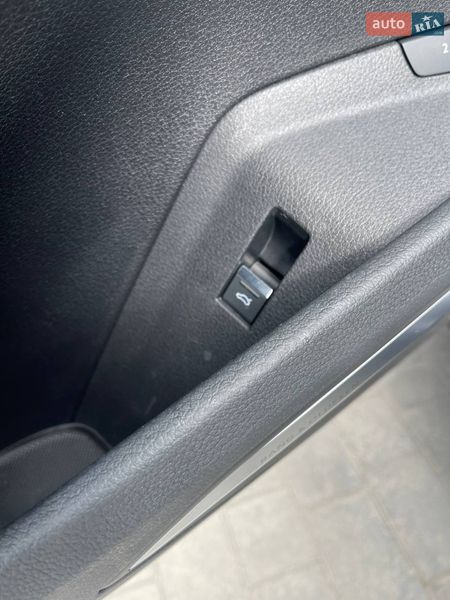 Позашляховик / Кросовер Audi e-tron 2020 в Львові фото 15 Позашляховик / Кросовер Audi e-tron 2020 в Львові