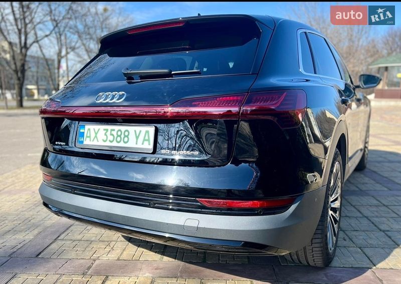 Внедорожник / Кроссовер Audi e-tron 2021 в Харькове