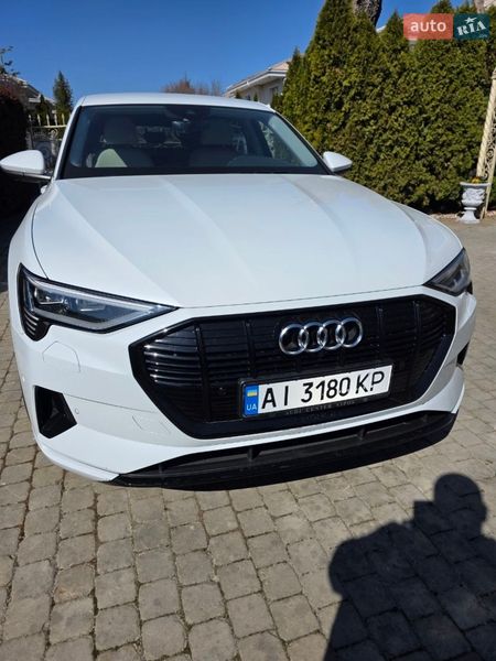 Внедорожник / Кроссовер Audi e-tron 2020 в Киеве фото 3 Внедорожник / Кроссовер Audi e-tron 2020 в Киеве