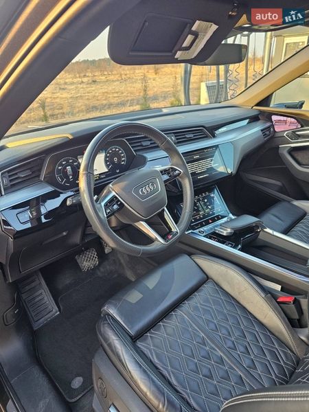 Позашляховик / Кросовер Audi e-tron 2021 в Радехові фото 30 Позашляховик / Кросовер Audi e-tron 2021 в Радехові
