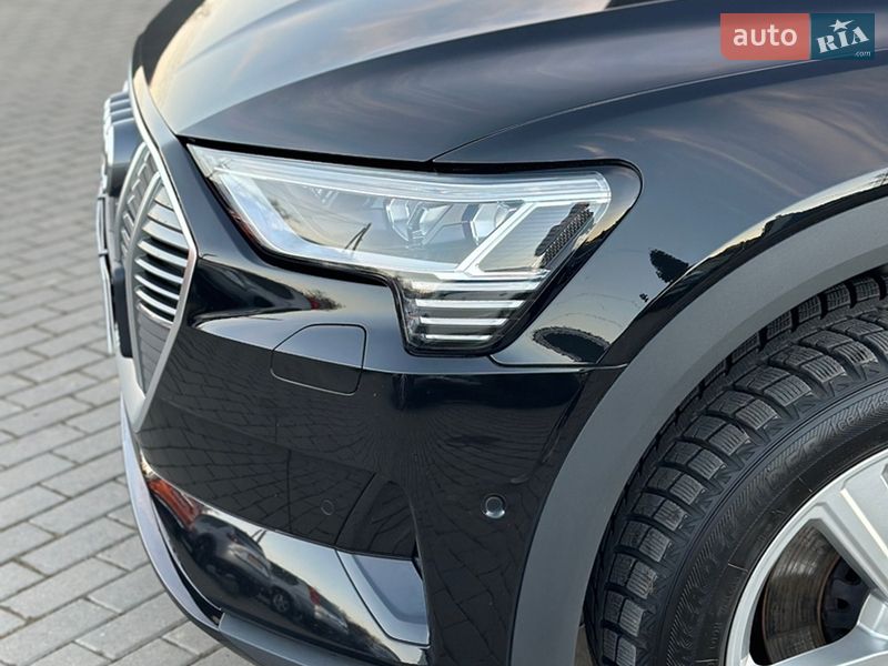 Внедорожник / Кроссовер Audi e-tron 2021 в Ужгороде