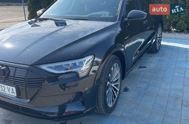 Позашляховик / Кросовер Audi e-tron 2019 в Луцьку
