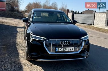 Внедорожник / Кроссовер Audi e-tron 2021 в Ровно