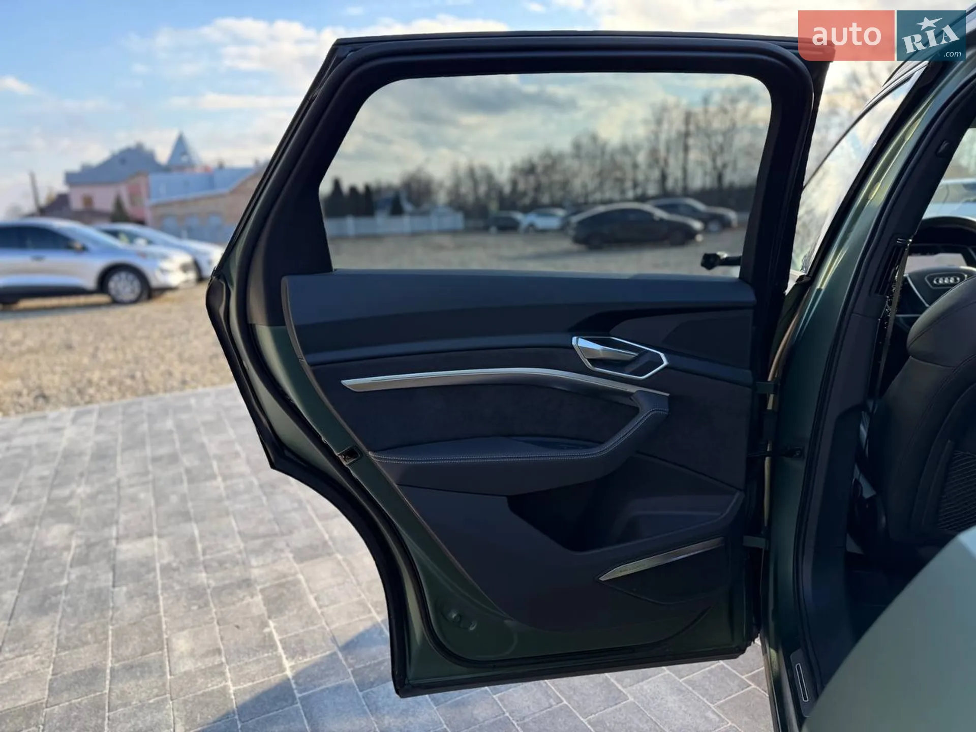 2019 Audi e-tron - мініатюра 17