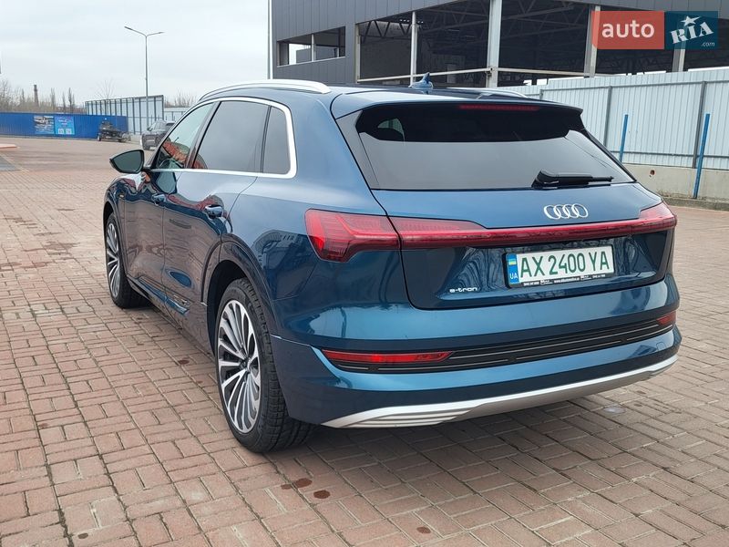 Позашляховик / Кросовер Audi e-tron 2019 в Полтаві