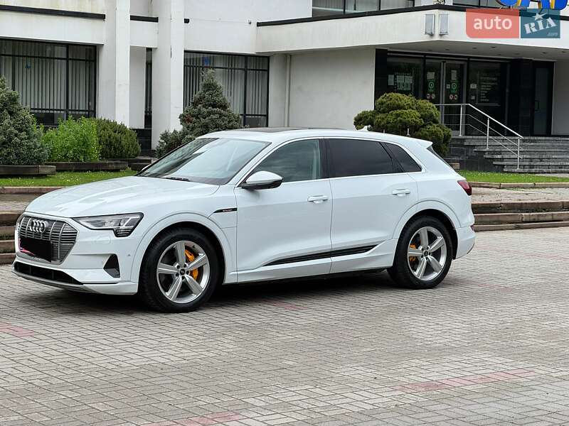Позашляховик / Кросовер Audi e-tron 2021 в Тернополі фото 14 Позашляховик / Кросовер Audi e-tron 2021 в Тернополі