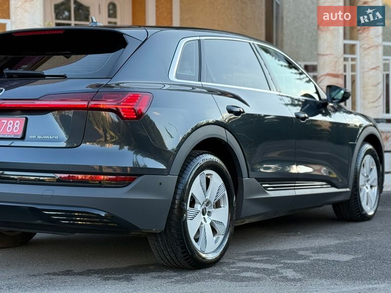 Внедорожник / Кроссовер Audi e-tron 2020 в Тернополе фото 11 Внедорожник / Кроссовер Audi e-tron 2020 в Тернополе